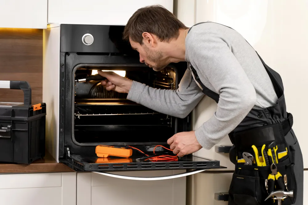 Microwave oven repair service